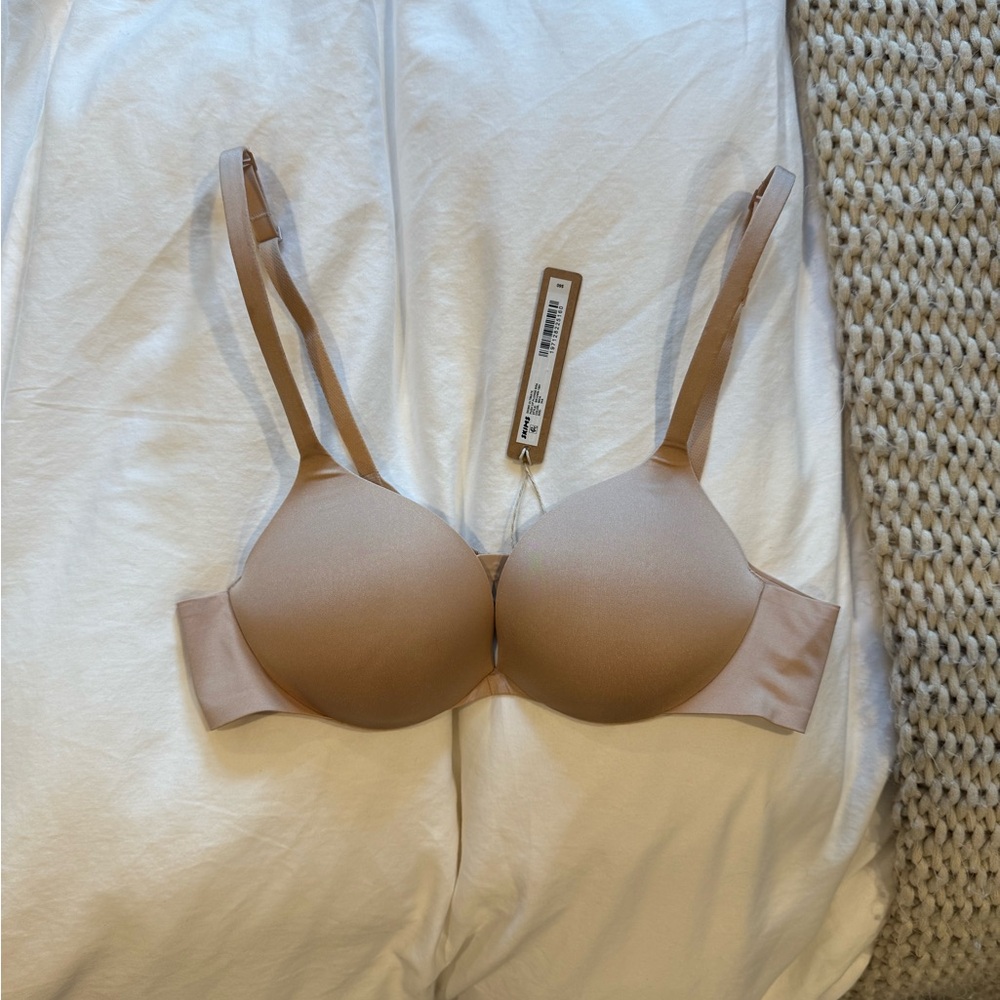 NWT SKIMS Ultimate Push Up Plunge Bra